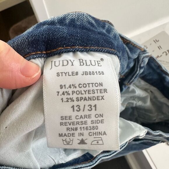 Judy Blue Women’s 13/31 Skinny Fit Jeans - Picture 6 of 6